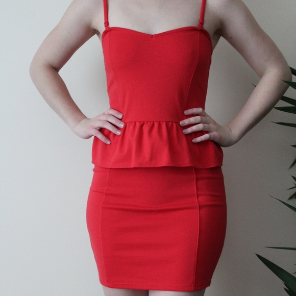 American Eagle Outfitters Dresses & Skirts - ✓ American Eagle Peplum Bodycon Cocktail Dress